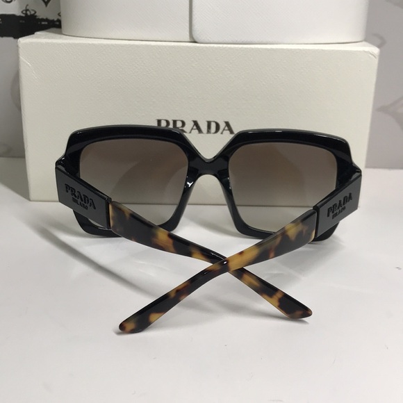 New Authentic Prada Black Square Sunglasses SPR 21x 1AB-0A7 - Picture 13 of 14